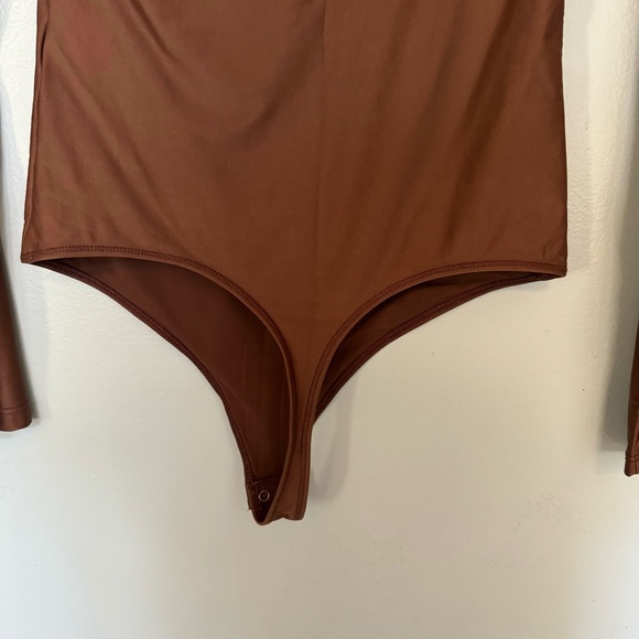NWT Abercrombie & Fitch Brown Bodysuit - Small - Picture 6 of 9